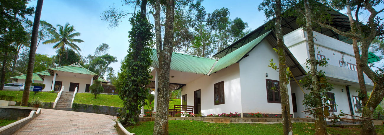misty lake resorts munnar